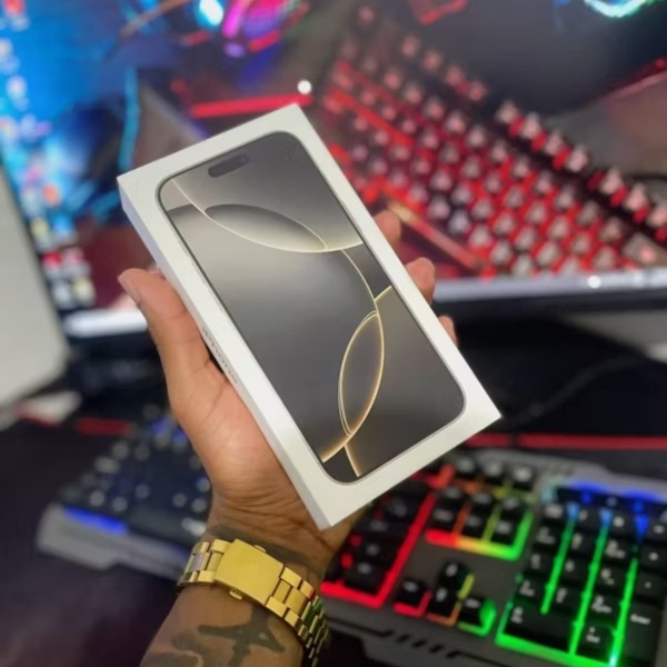 IPHONE 16 PRO MAX OU 5K NO PIX